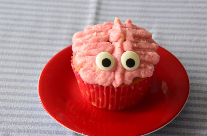 Halloween: Gehirn-Cupcakes backen